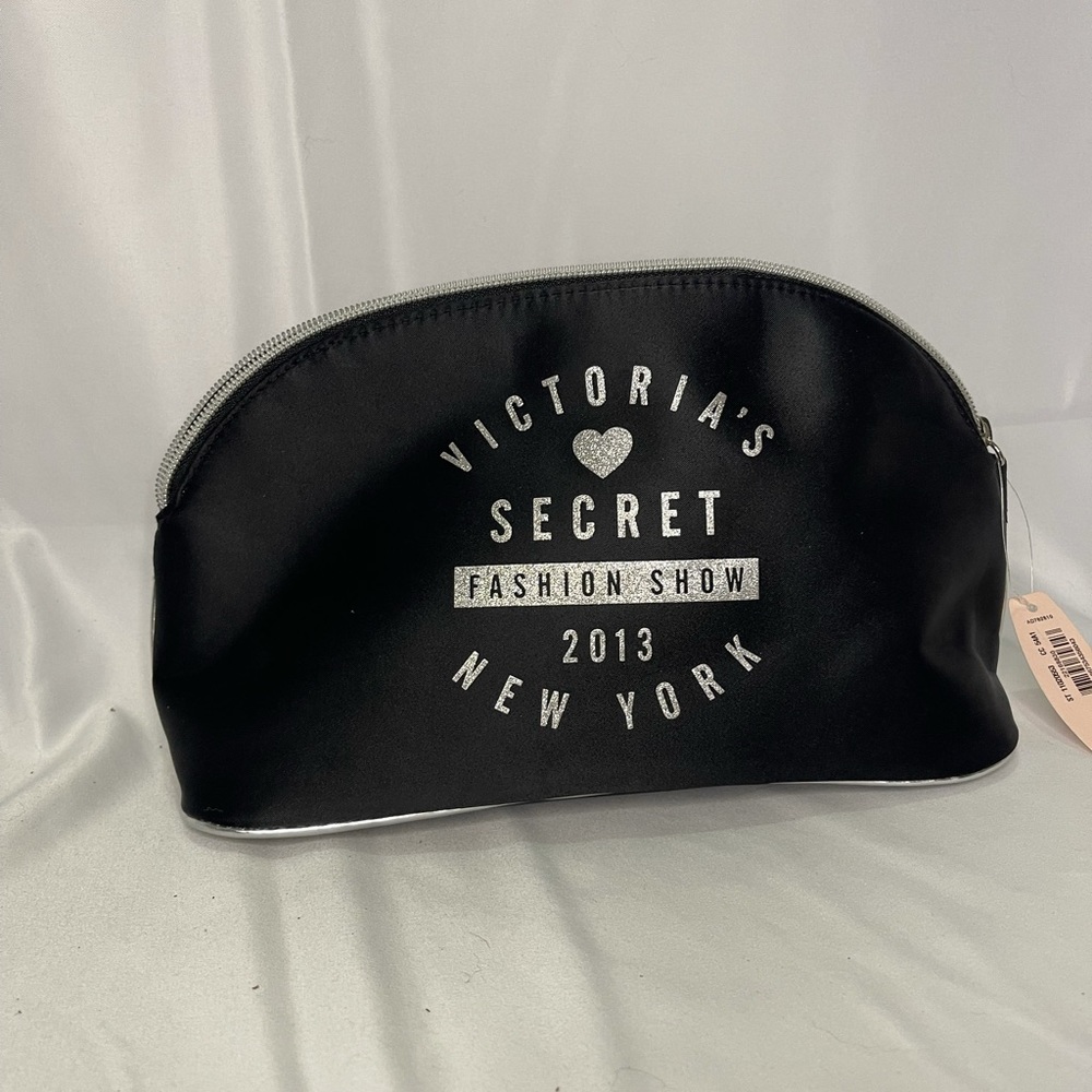 Victoria’s Secret Runway 2013 Cosmetic Bag